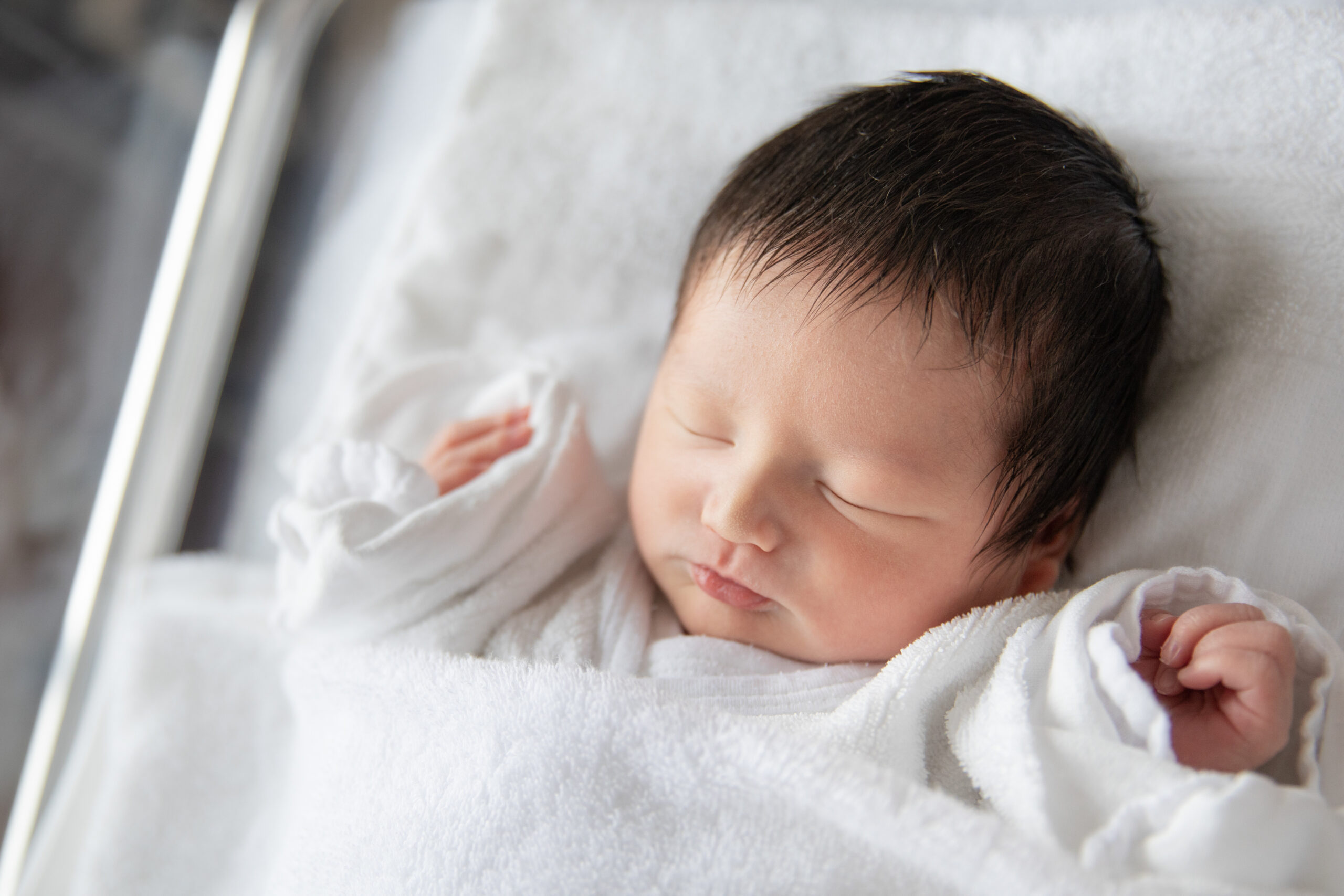 スリーピングニューボーンフォト・出産記念フォト